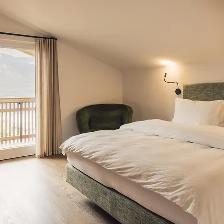 Pomella's Bed & Breakfast Cortaccia