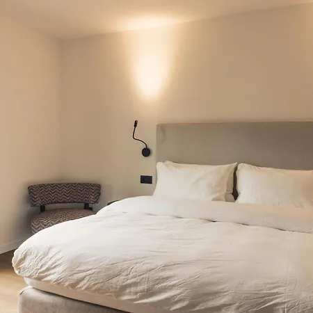 Pomella's Bed & Breakfast